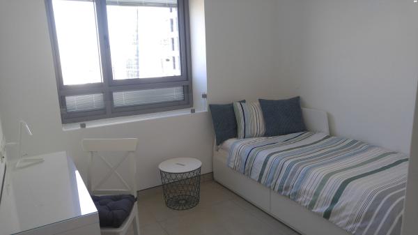 ניסים אלוני 6 (פארק צמרת)