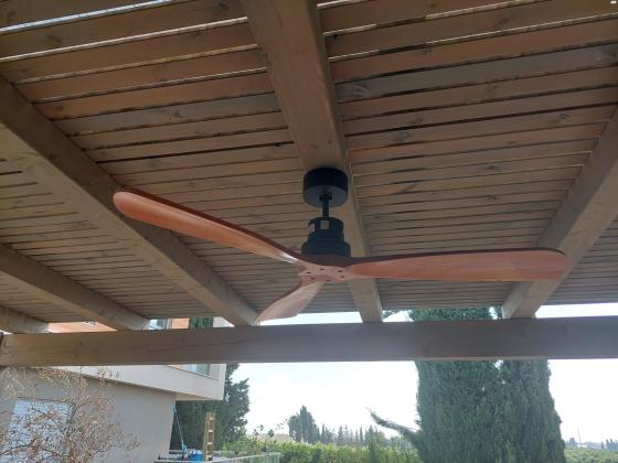 מאוורר תקרה לבחוץ בצבע חום