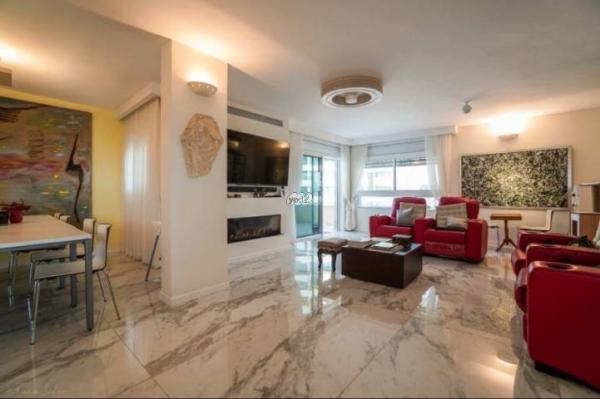 הרצל רוזנבלום 8 (חוף הצוק)