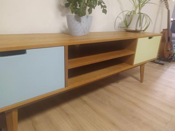 מזנון רטרו של רהיטי גולן