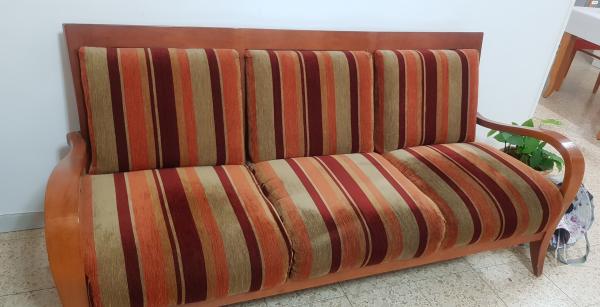 ספת סלון של שמרת הזורע