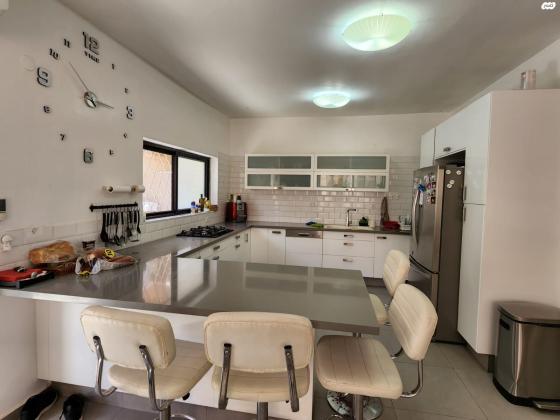 המעפילים (גבעת אולגה)