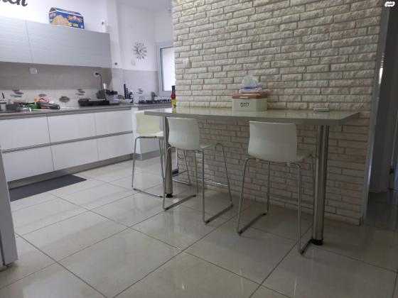 הנגיד 12 (נאות שקמה)