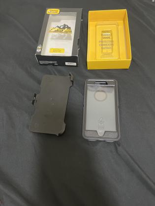 מגן אוטרבוקס דיפנדר לאייפון 8