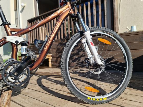 אופני הרים שיכוך מלא Specialized