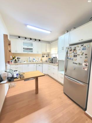 שדרות אלכסנדר 4 (ניסן)