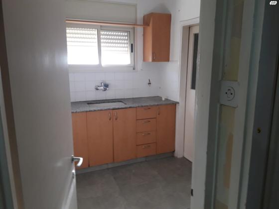 ככר ההסתדרות 10 (גבעת נשר)