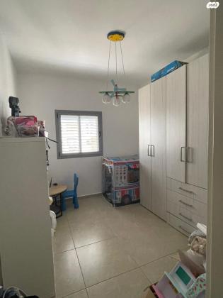 יעל רום 12 (אם המושבות)