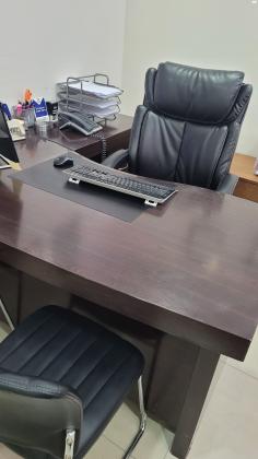 ריהוט משרדי כחדש, נמכר בשל מעבר משרד