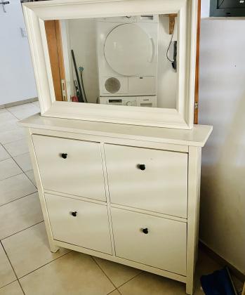 ארון נעליים של איקיאה HEMNES