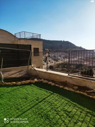 האיילות 60 (אגן האיילות)