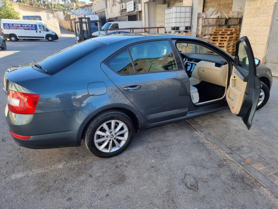 סקודה אוקטביה (2016)