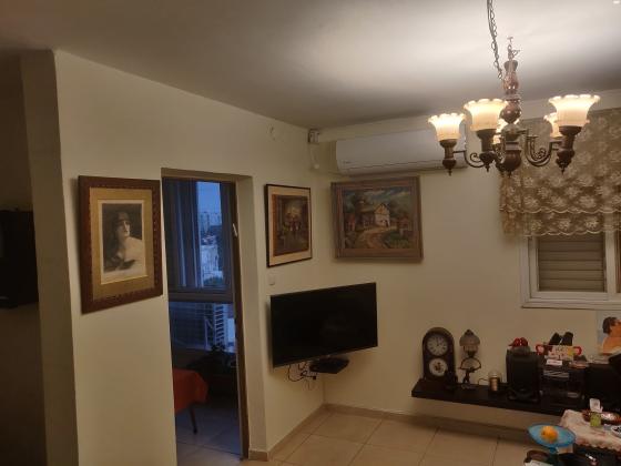 אליהו נחייסי 5 (עמידר;ניצנה)