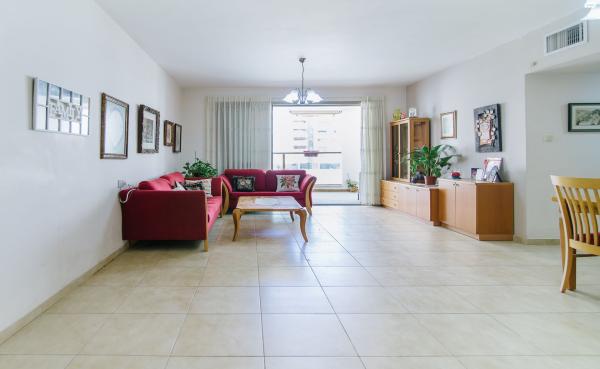 אהרון מסקין (כפר גנים ב)