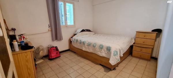 אלברט איינשטיין 57 (רסקו)