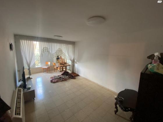 שמחה הולצברג 22