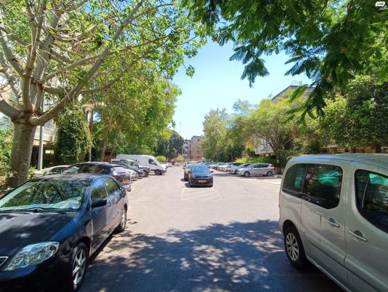 הסבוראים 15 (נוה אביבים)