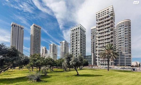 ניסים אלוני (פארק צמרת)