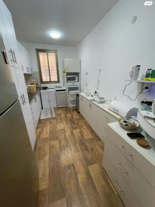 קרן היסוד 21 (אברמוביץ')