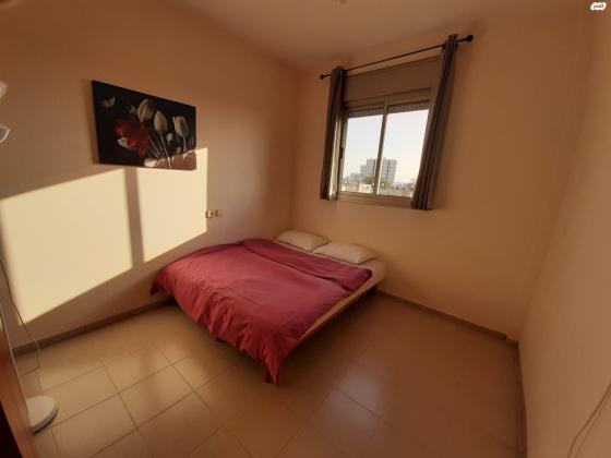 אביה השופט 1 (שכונה ד)