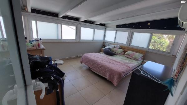 ז'בוטינסקי 20 (קרית אונו הותיקה)