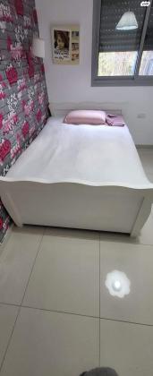 למכירה חדר נסיכות קומפלט של חברת עצמלה