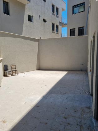 אבן סינא 41 (עג'מי)