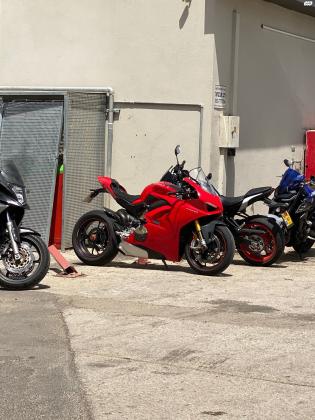 דוקאטי פניגאלה V4S (2019)