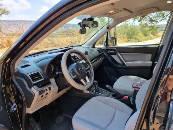 סובארו פורסטר (2018)