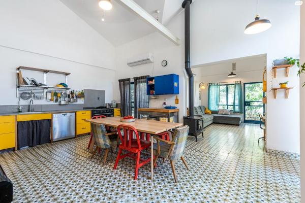 גאולים (נווה שרת)