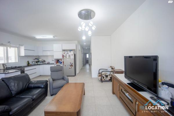 ד"ר גרשון ציפר 12 (קרית חיים מזרחית)