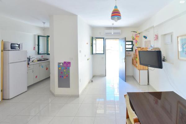 יעקב טהון 18 (קרית היובל)