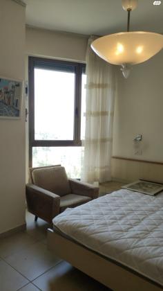 שדרות הנשיא 111 (כרמל מרכזי)