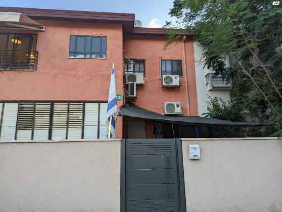 צפרירים 12 (תל גנים)