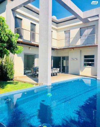 שלמה המלך (הרצליה פיתוח)