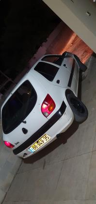 פורד פיאסטה (2002)