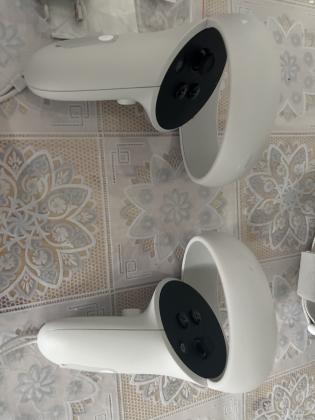 משקפי מציאות מדומה, חברת oculus quest 2