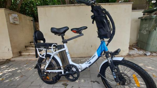 אופניים חשמליים עם 2 כסאות