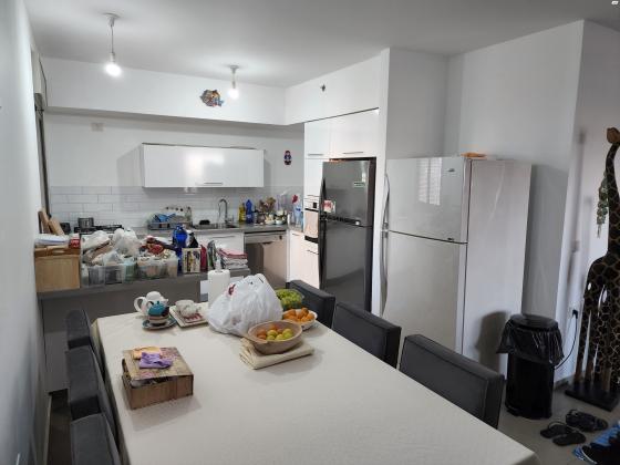 פרופ' אפרים קציר 23 (רחובות המדע)