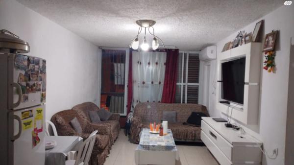 הרב רובינשטיין 13 (יפו ד)