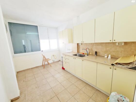 הרב הלר 3 (מרכז העיר דרום)