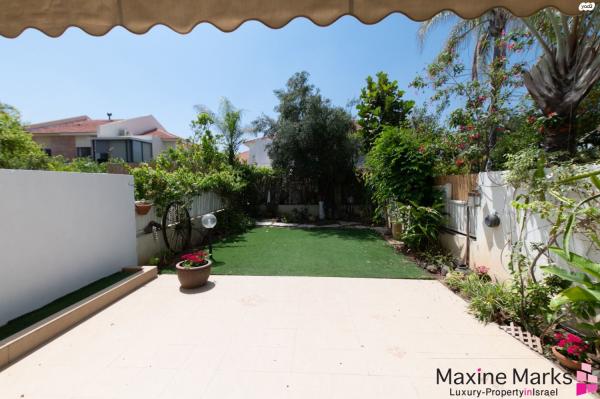 מנחם סבידור (רמת פולג)