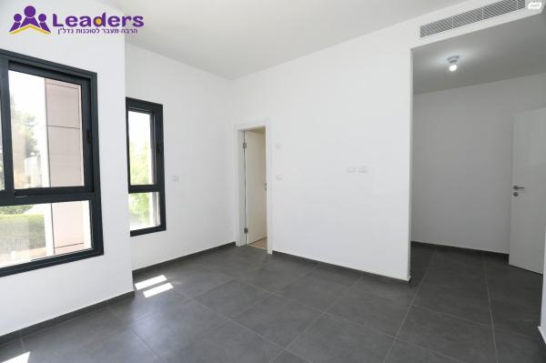 בן יהודה (הרצליה הצעירה)