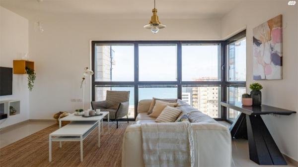 יוחנן הסנדלר 6 (מתחם קוממיות)