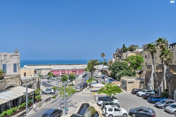 לואי פסטר 4 (נמל יפו)