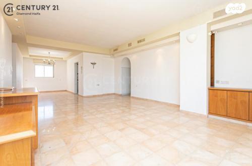 יעקב טהון (רמת גולדה)