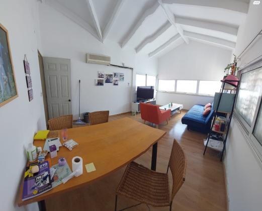 ז'בוטינסקי 20 (קרית אונו הותיקה)