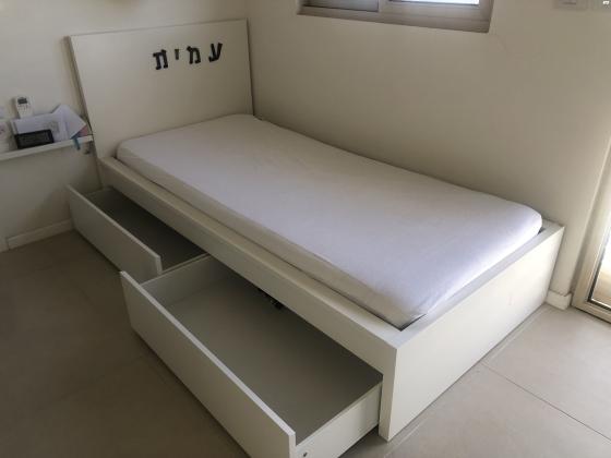מיטת איקאה MALM לבנה בגודל