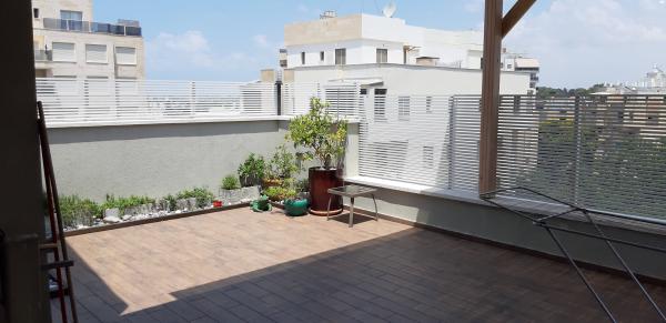 הכובשים 1 (מרכז העיר)