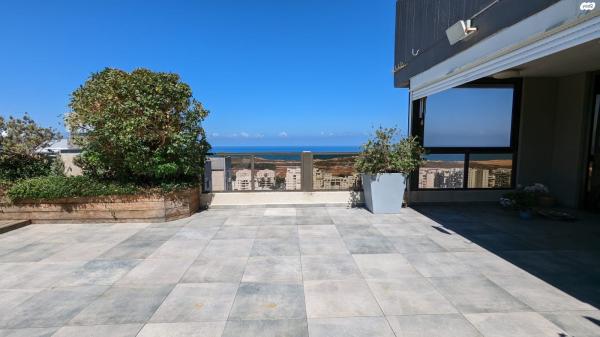 אבשלום חביב (רמת אביב ג)